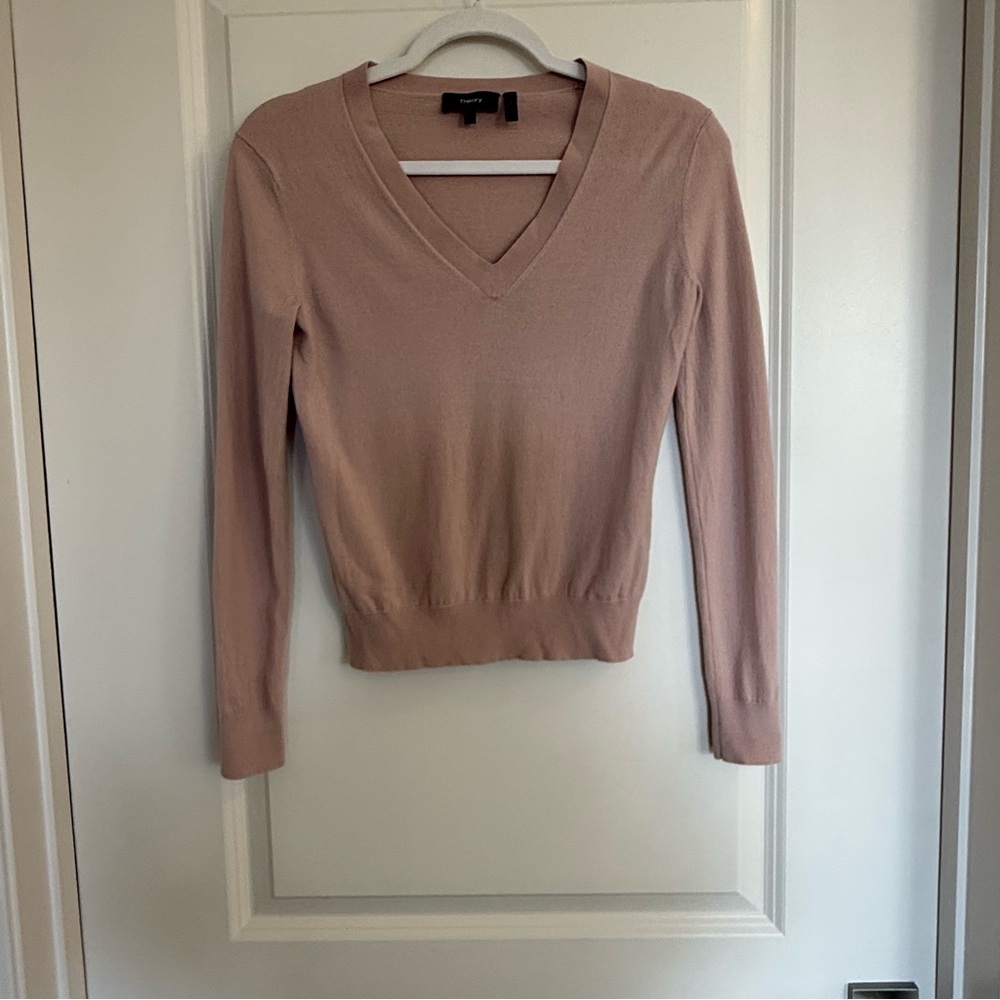 Theory Blush Pink V-Neck Wool Sweater